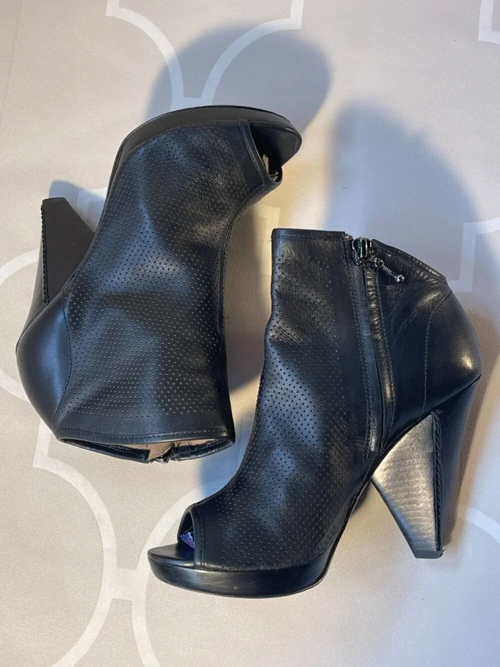 Belle by Sigerson Morrison used good